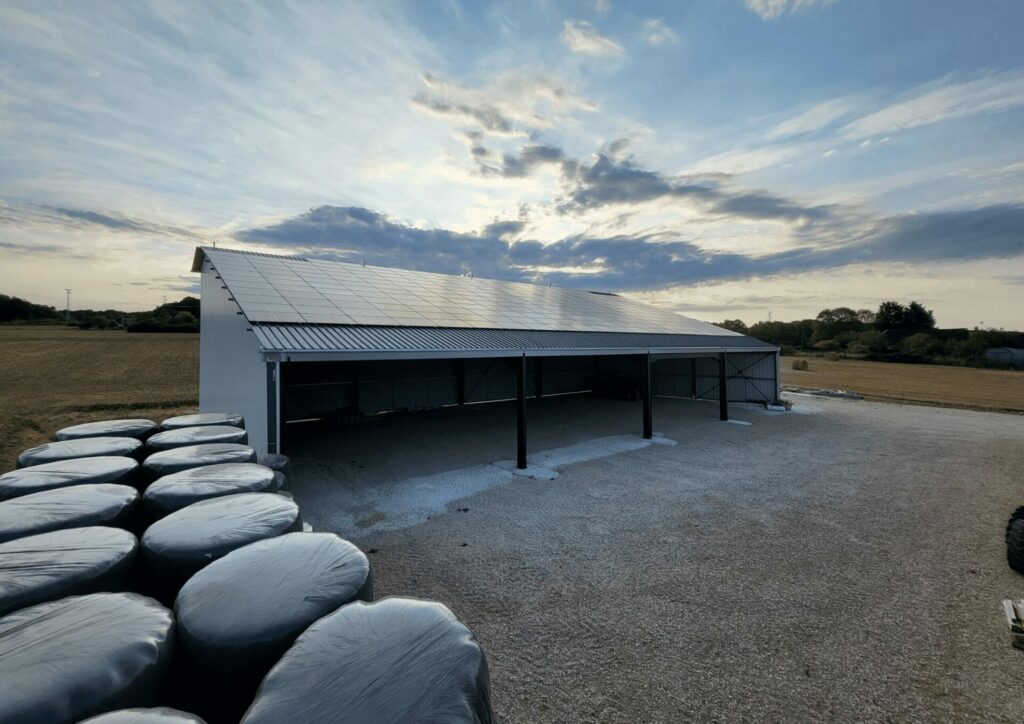 Panneau solaire hangar